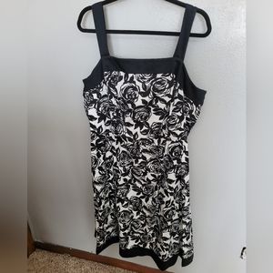 Plus Size R&K Black and White Floral Dress 24W